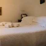 Trulli Al Chiaro Di Luna