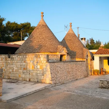 Trulli Al Chiaro Di Luna * Putignano